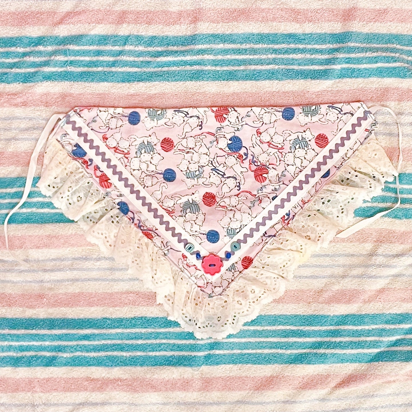 purple pink kitten yarn kawaii lace fabric bandana!