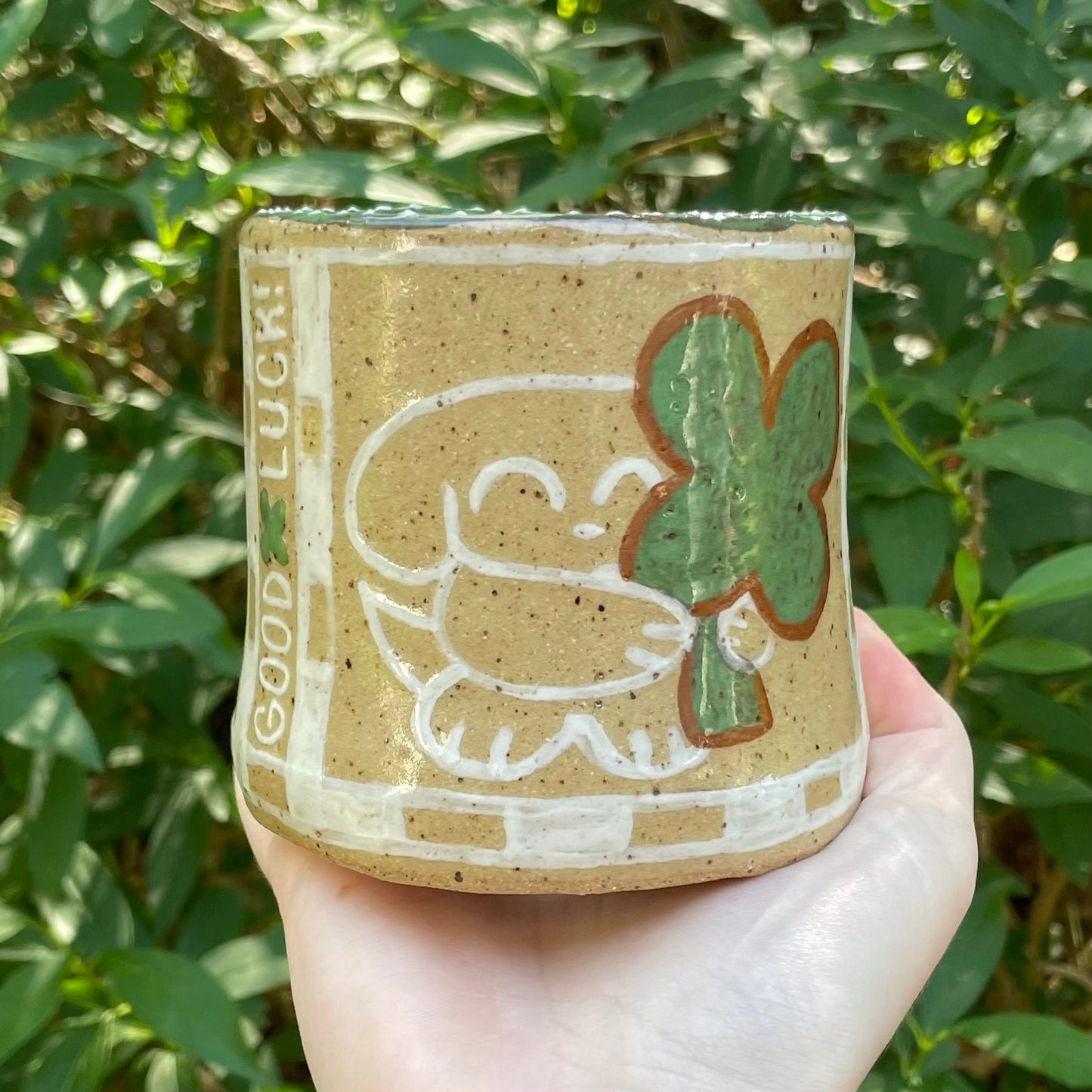 "lucky puppy" four leaf clover tan & white ceramic stoneware flower pot!