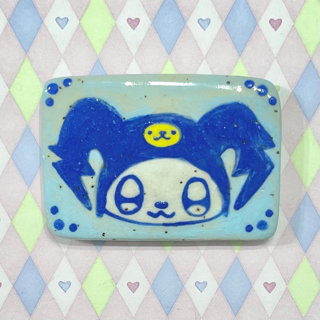handpainted jack frost kawaii ceramic stoneware magnet! (2.75"x1.75")