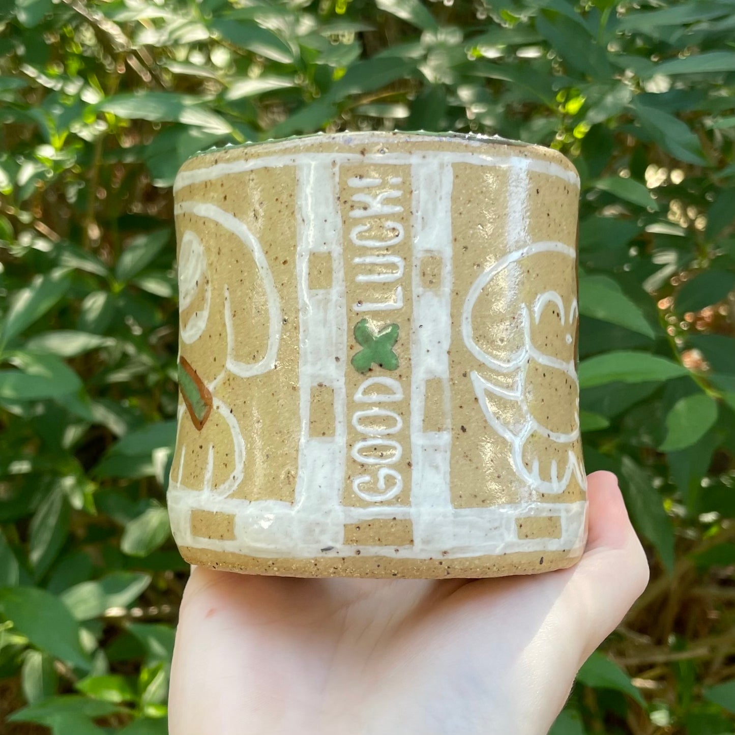 "lucky puppy" four leaf clover tan & white ceramic stoneware flower pot!