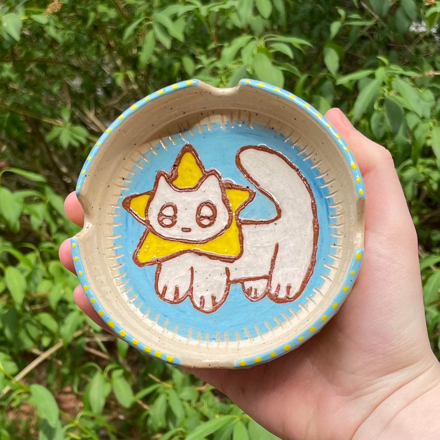 starcat blue wheel thrown ceramic stoneware ashtray!